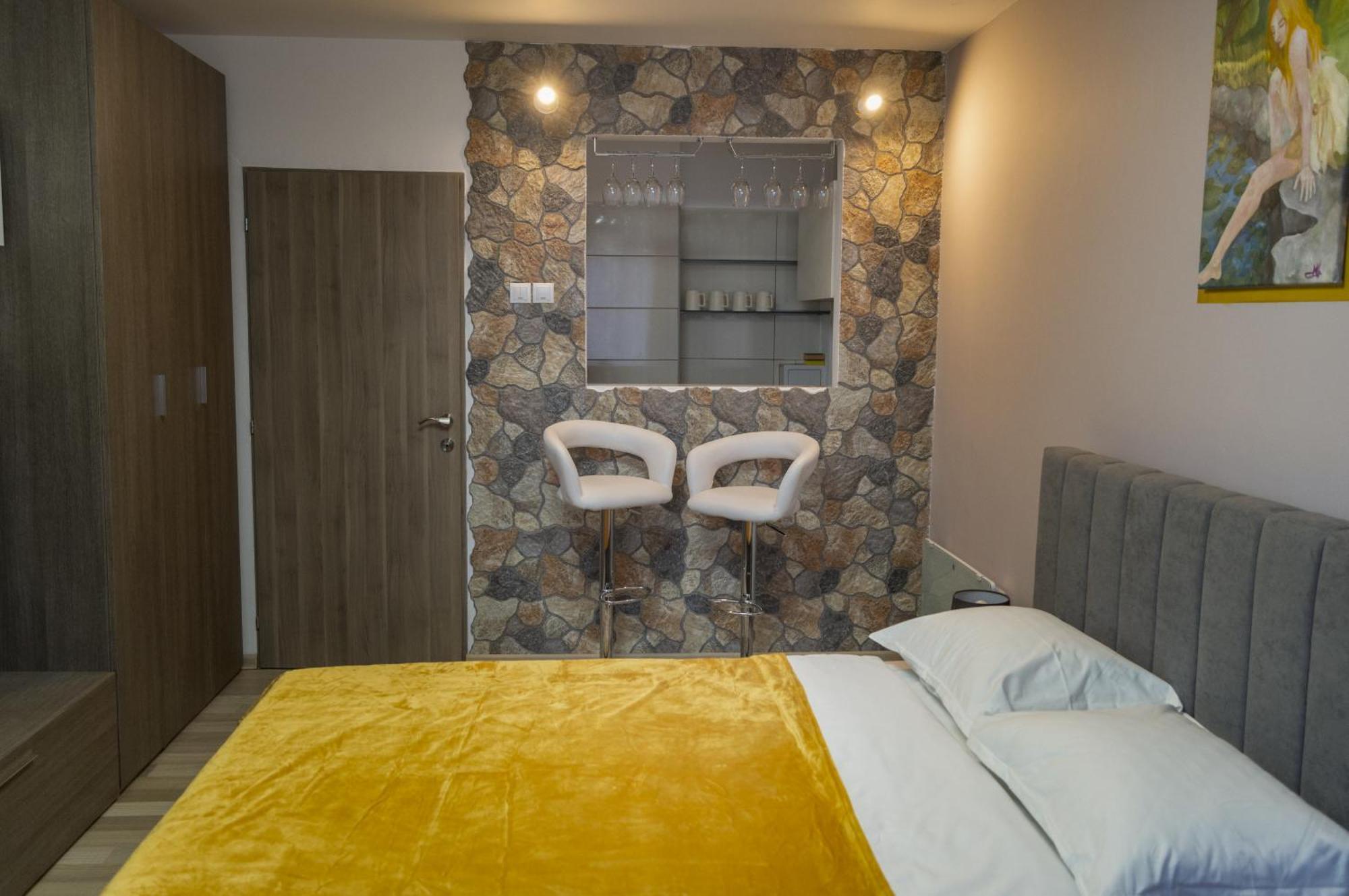 Apartmán Casa Rusu -Victoria-Self Check In-24H Resita Exteriér fotografie